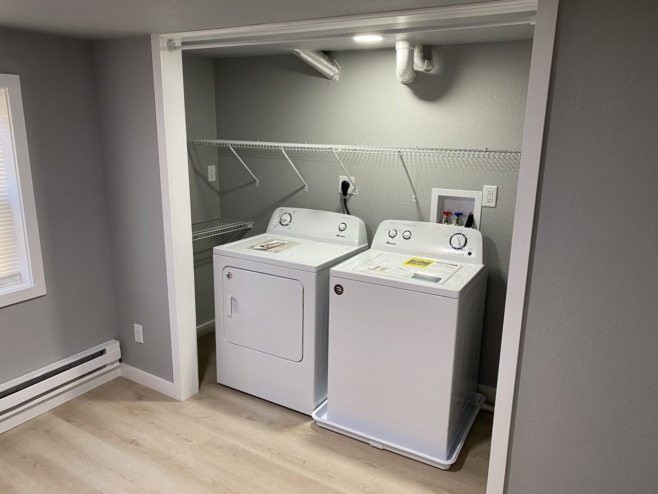 1024 Saint Clair Ave #NA - Photo 7 of 25