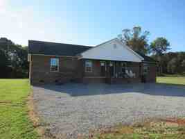 featured image of 419 Northbrook Iii School Rd