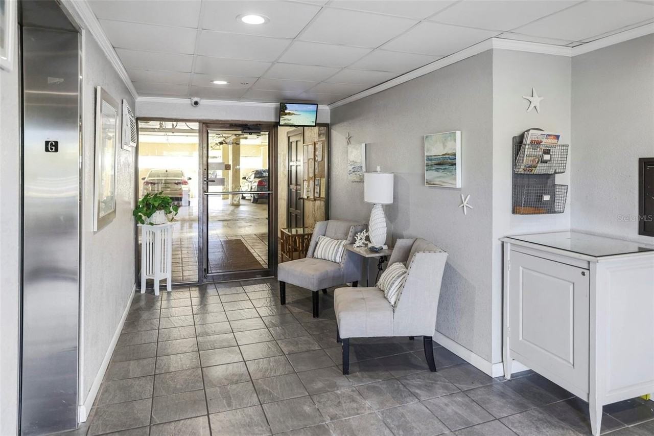 401 150th Ave - Photo 3 of 50