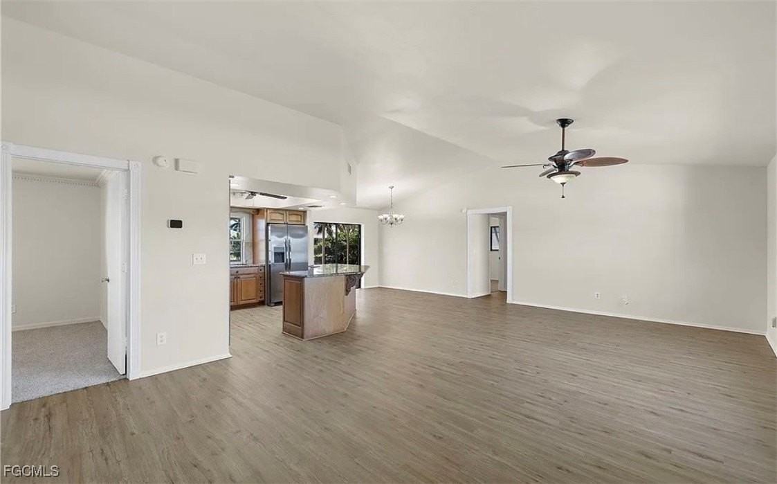 4709 Sw 25th Pl - Photo 3 of 12