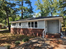 224 Larkspur Ln Sw - Photo 1 of 1