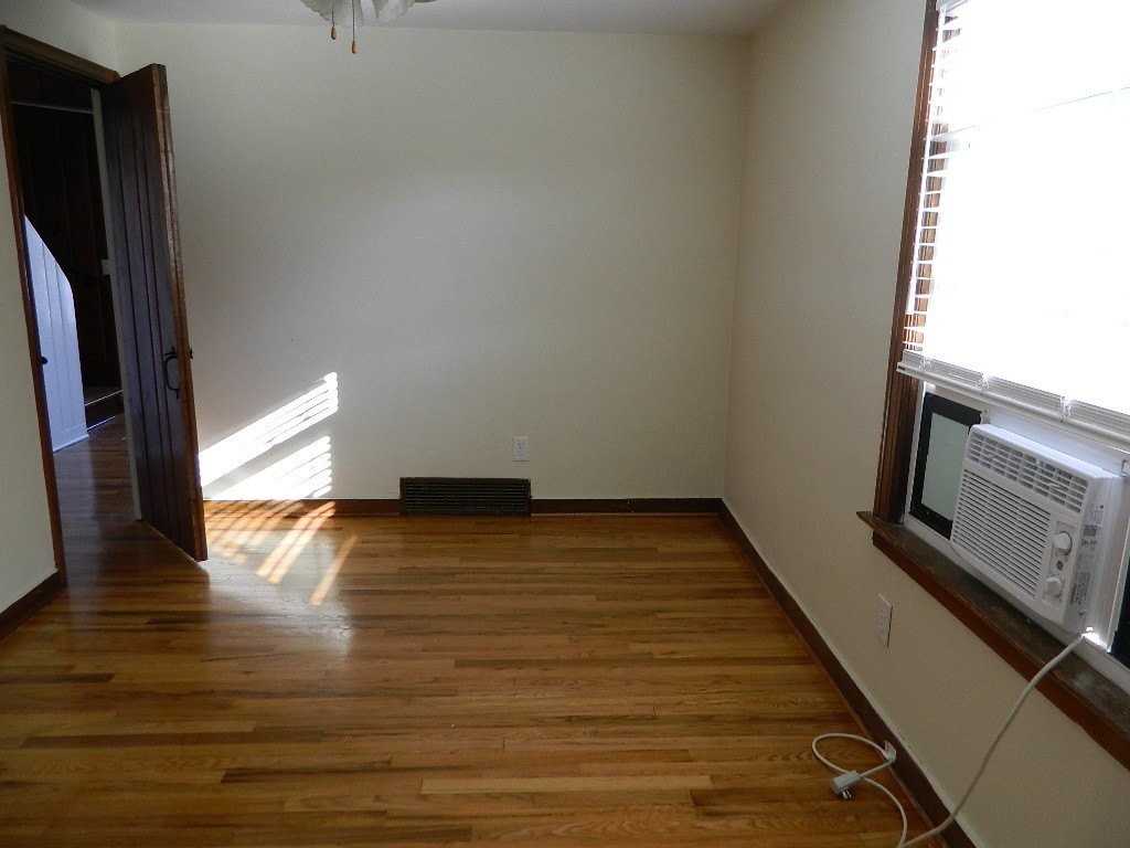 1046 Grace St Unit S - Photo 6 of 9