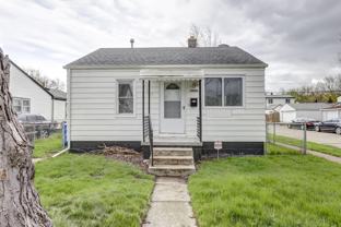 14008 Hobart Ave - Photo 1 of 1