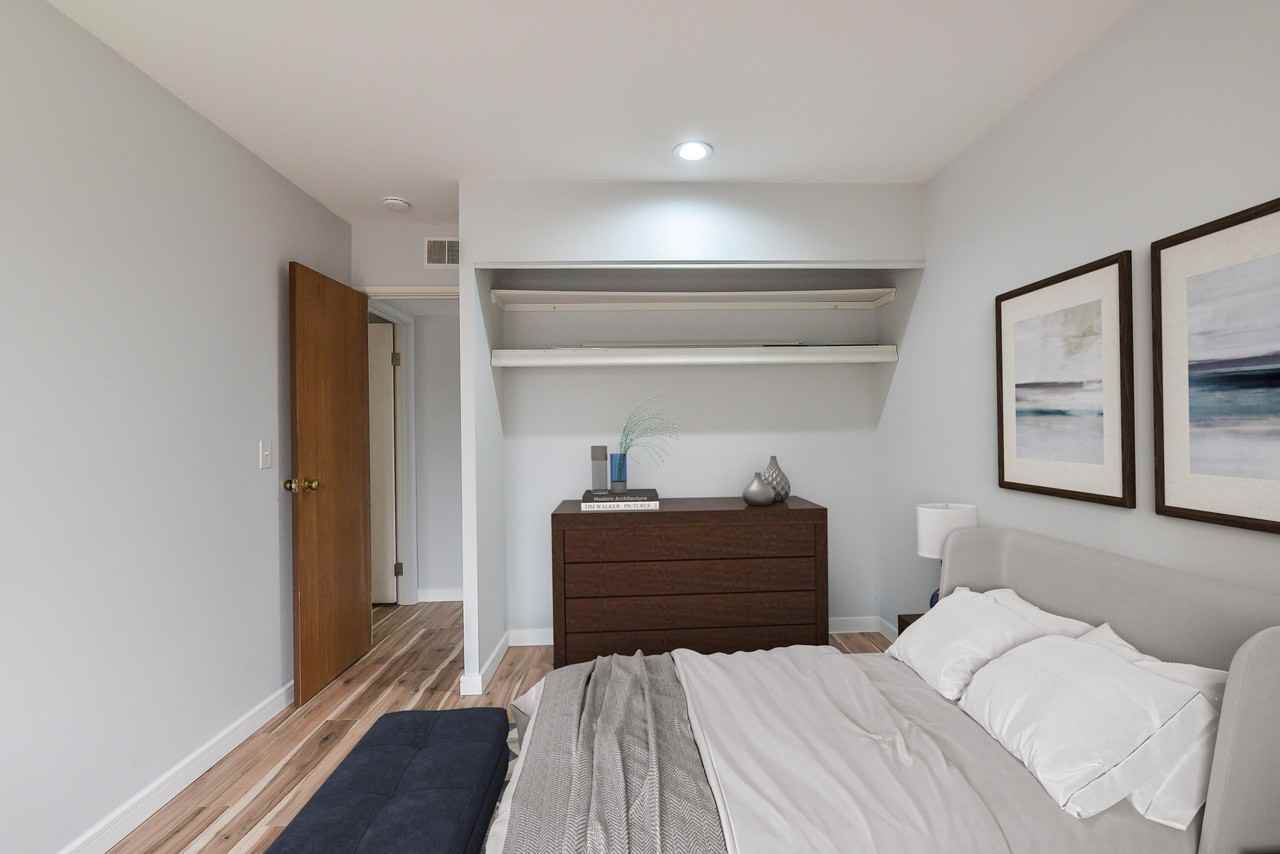 1265 South Maple Road #305 - Photo 5 of 30