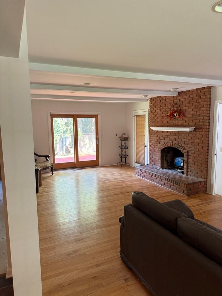 3925 Waldenwood Dr - Photo 4 of 22