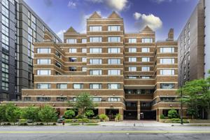 featured image of 505 E Huron St Apt 707 #707