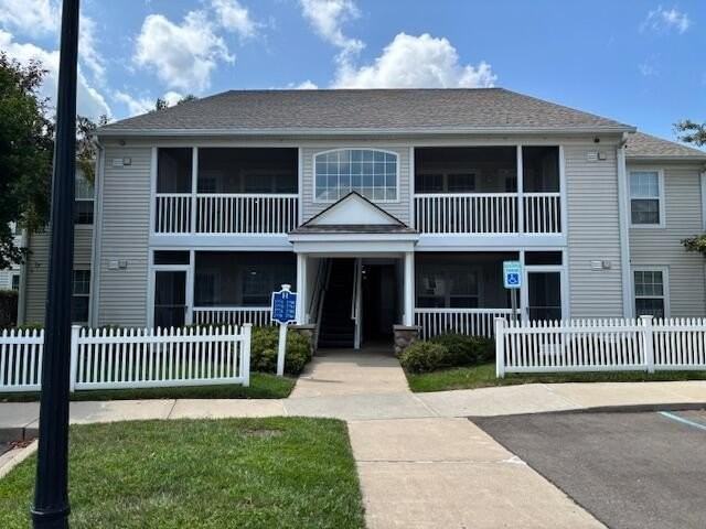 2776 S Knightsbridge Cir