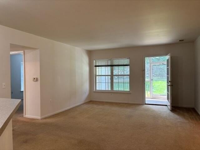 2776 S Knightsbridge Cir - Photo 2 of 24