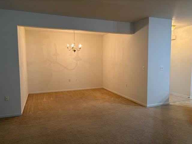 2776 S Knightsbridge Cir - Photo 7 of 24