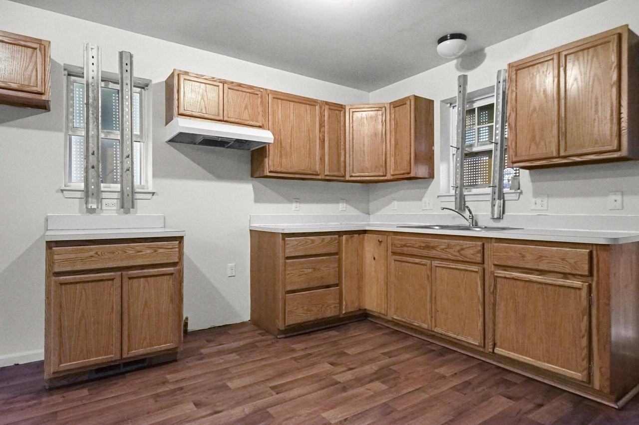 4128 Buckingham Ave - Photo 5 of 16