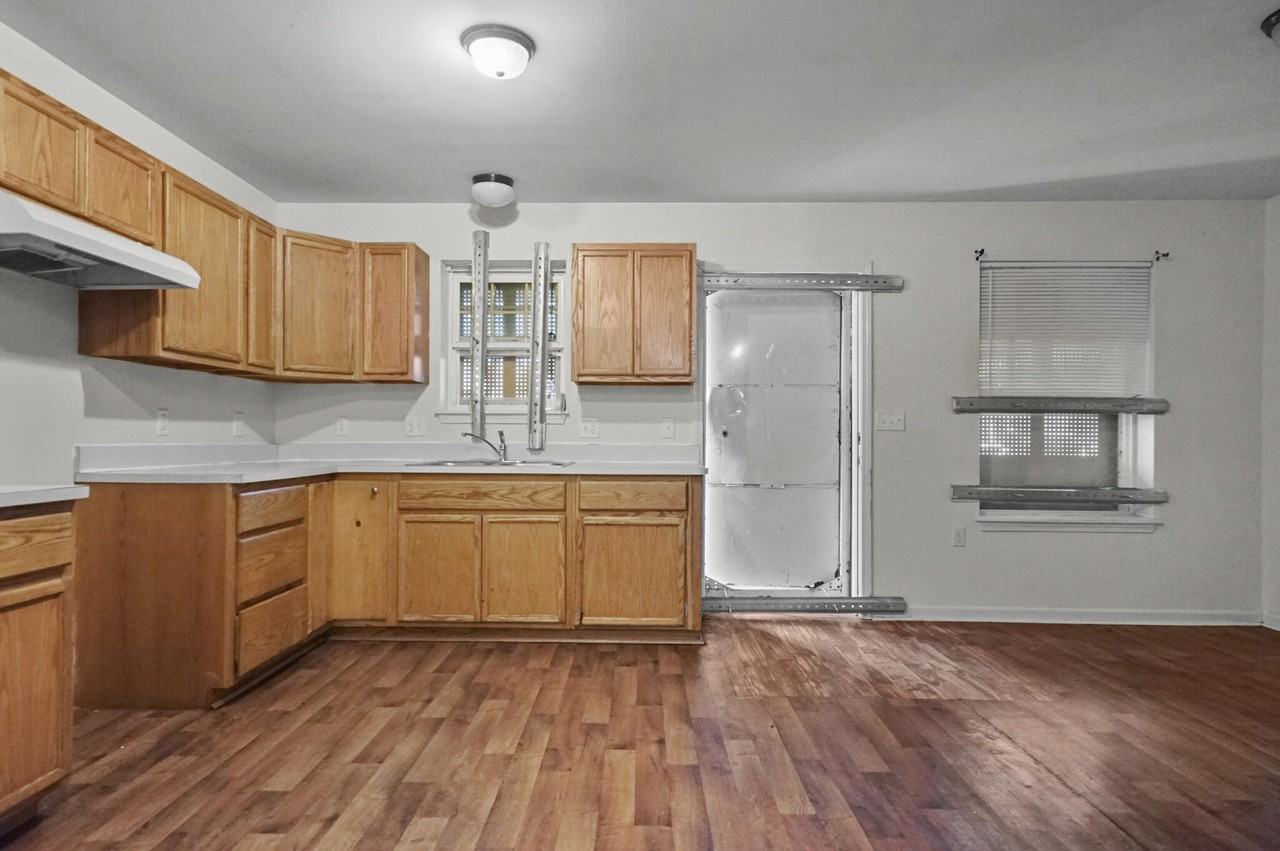 4128 Buckingham Ave - Photo 6 of 16