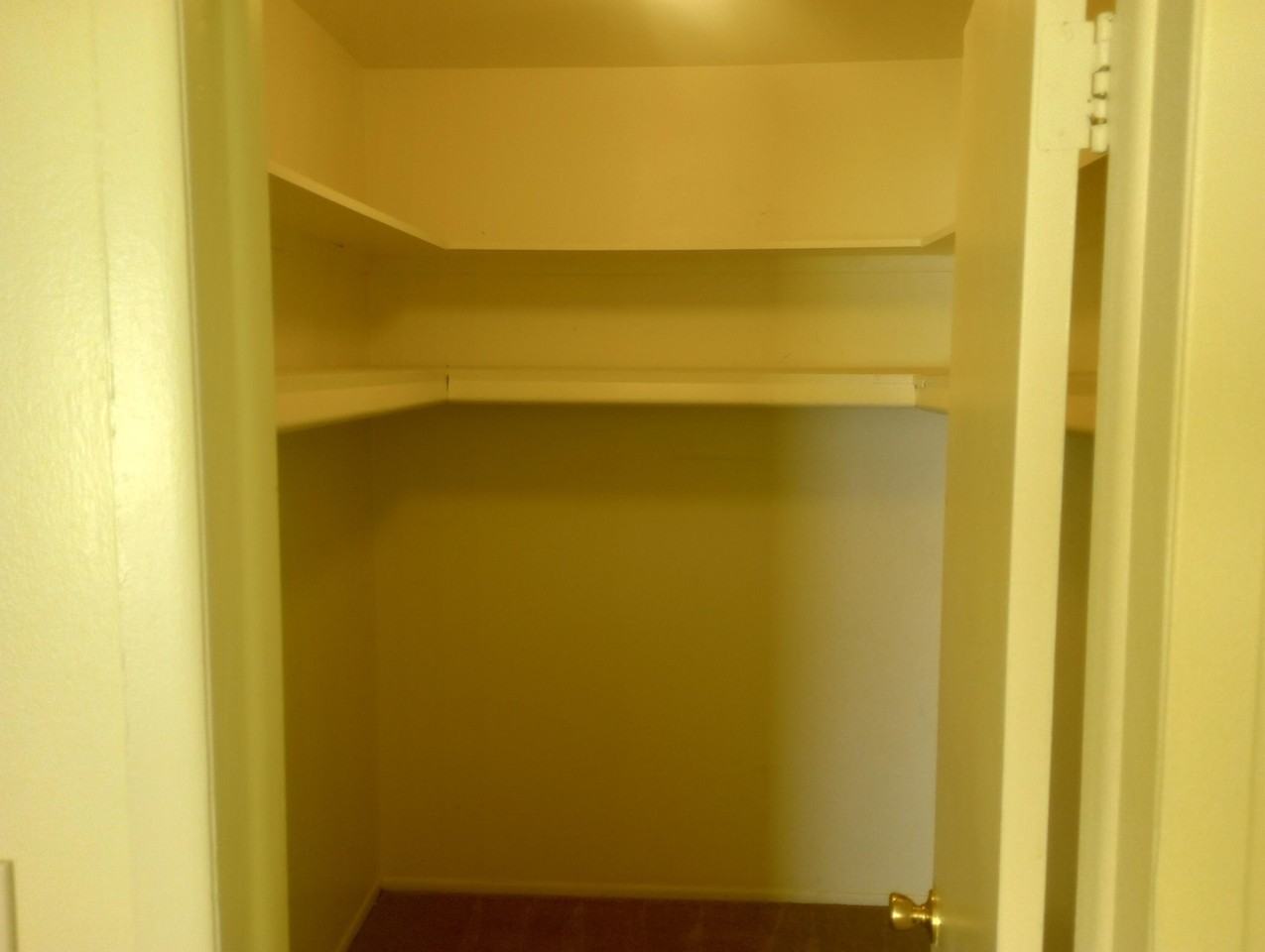 19639 W 12 Mile Rd Apt 104 #104 - Photo 6 of 13