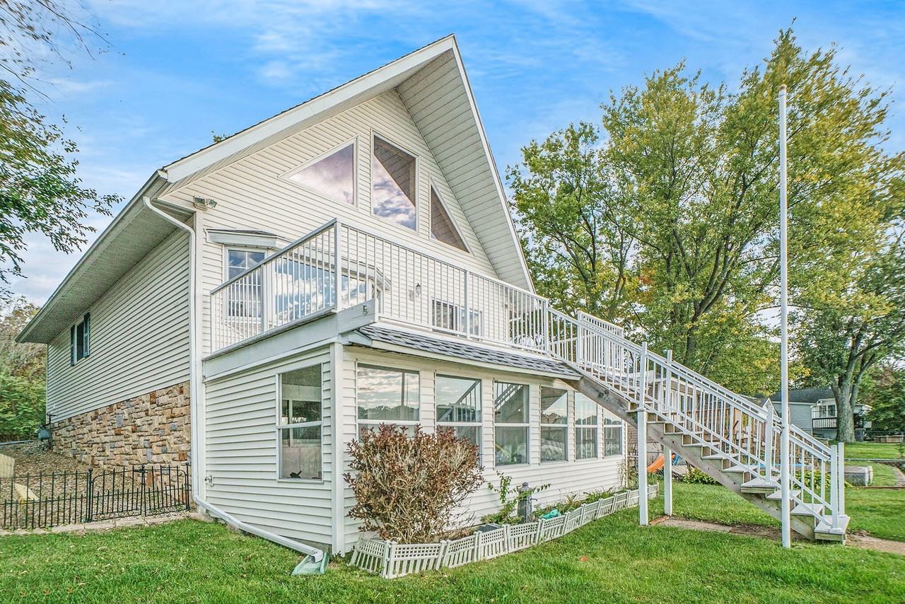 10139 Lucas Rd - Photo 4 of 20