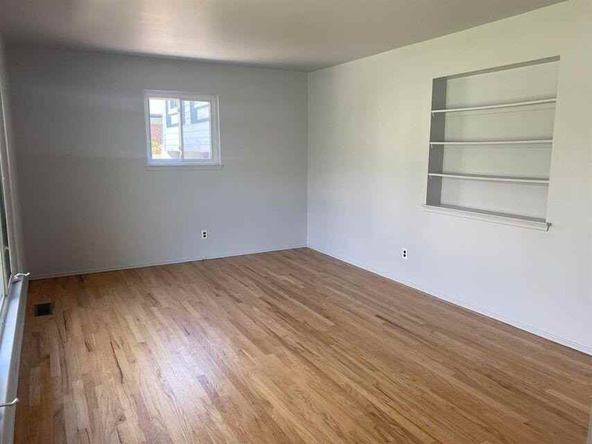 2160 Georgetown Blvd - Photo 3 of 15