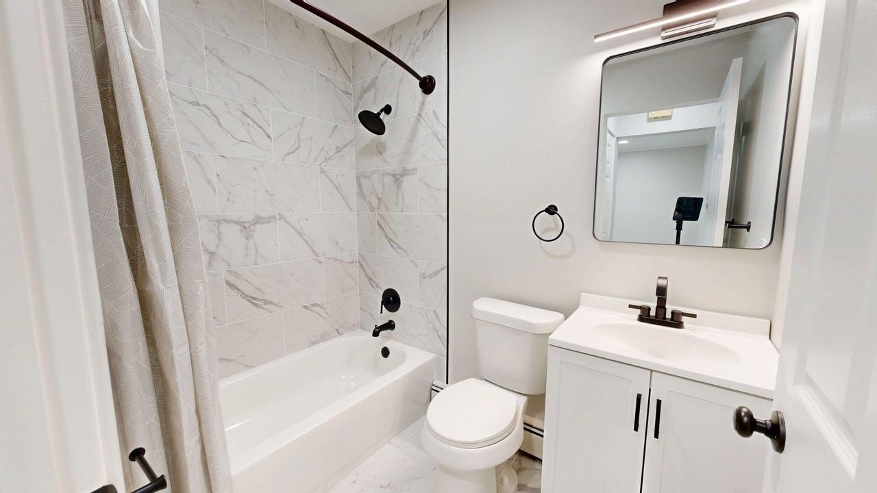 122 Allen Dr Apt 1 #1 - Photo 7 of 11