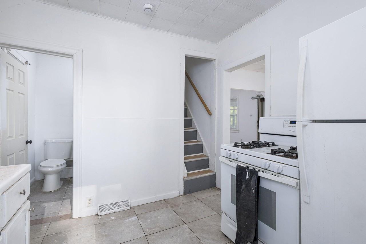 5021 Anatole Street - Photo 4 of 15