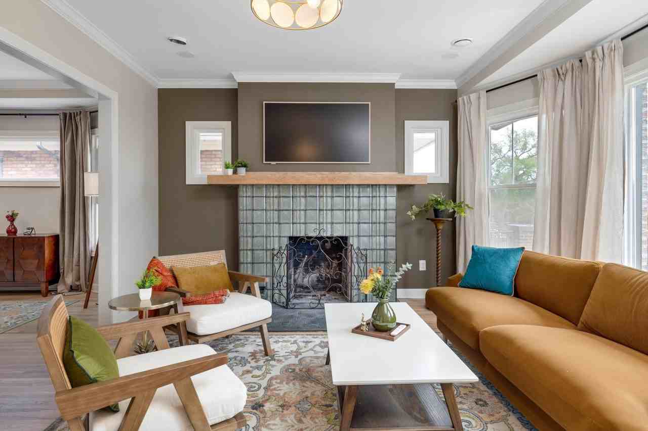 1458 Virginia Park St - Photo 3 of 16