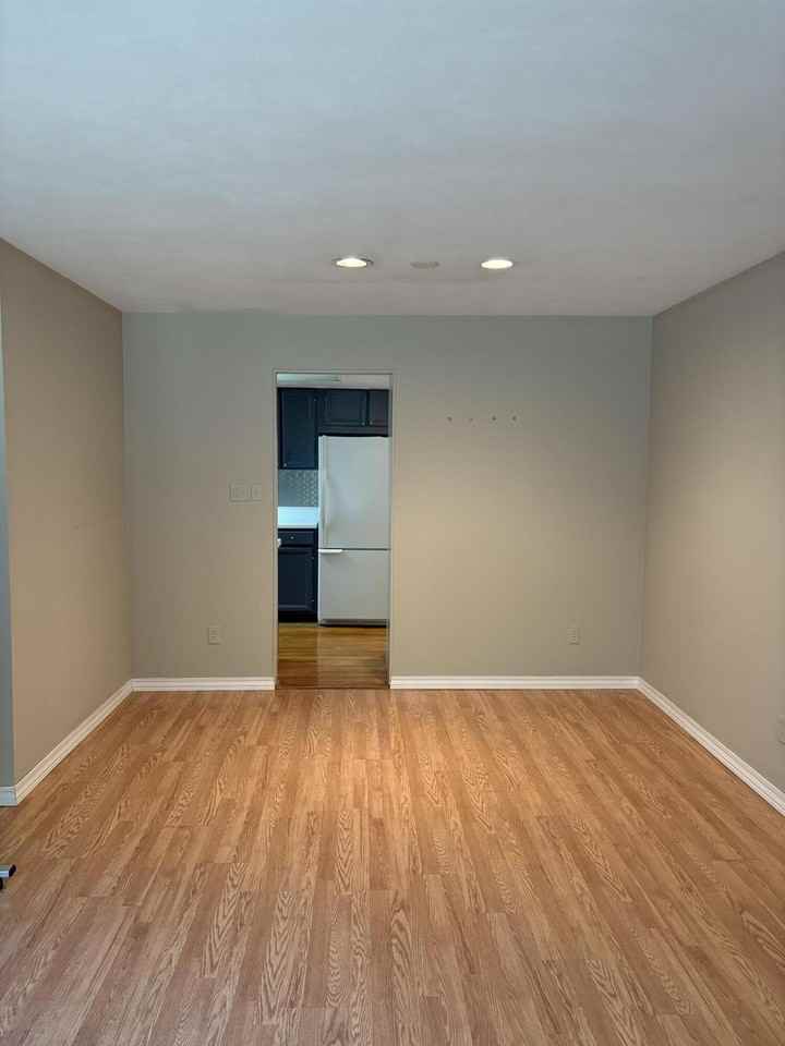 5215 Merriman Rd - Photo 6 of 16