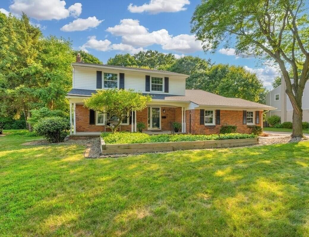 3729 Boulder Drive - Photo 2 of 37