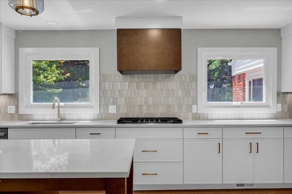 3729 Boulder Drive - Photo 7 of 37