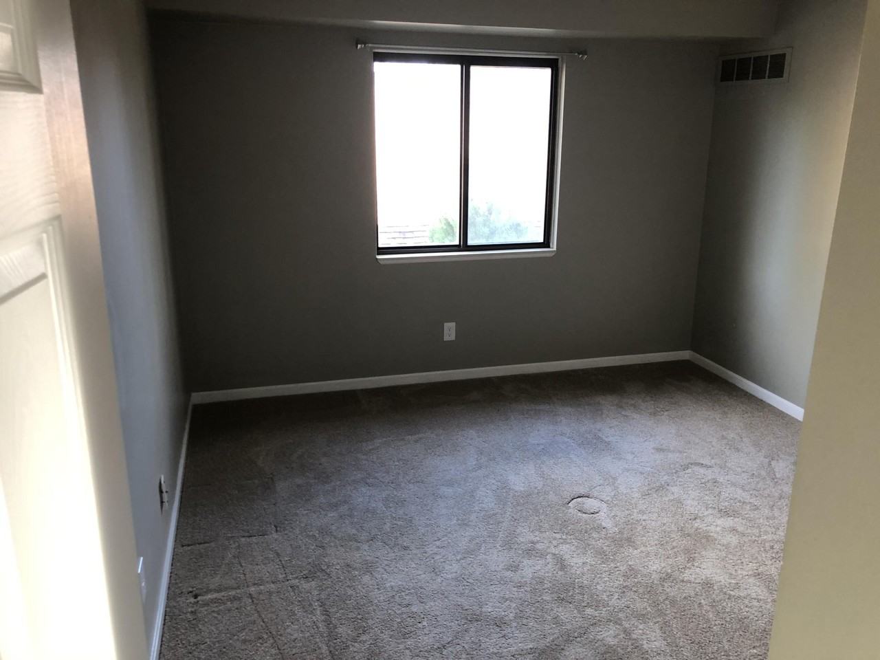 679 Karmada St - Photo 7 of 8