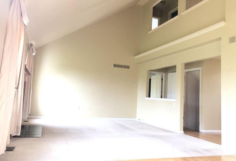 4838 Sycamore Dr - Photo 3 of 7