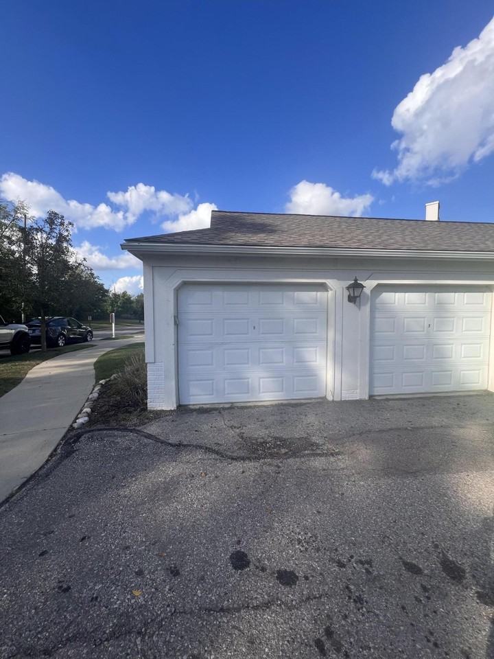 1125 Joyce Ln - Photo 4 of 20