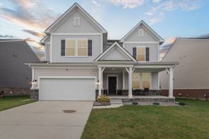 featured image of 737 Haywood Dr Unit R #R