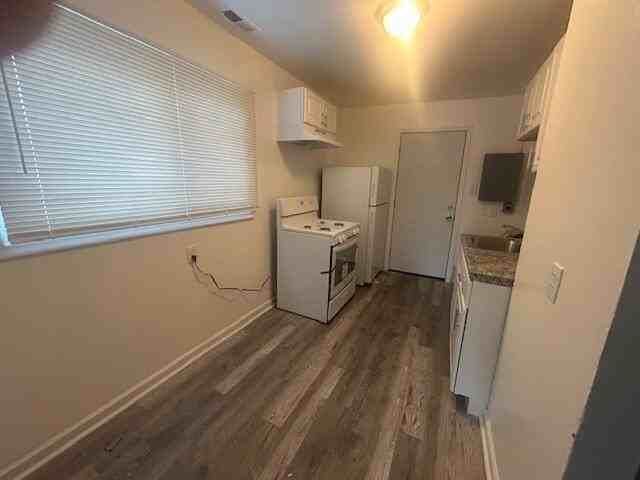 20872 Atlantic Ave - Photo 7 of 22