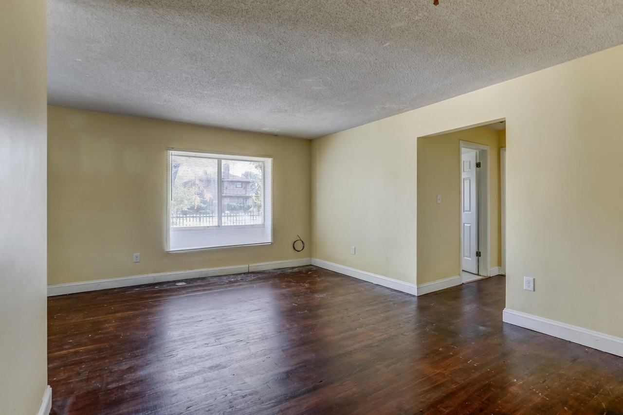 3700 Pasadena St Apt 3 #3 - Photo 6 of 8