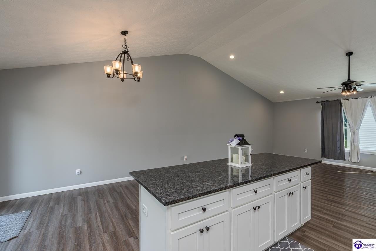 316 Berkshire Avenue - Photo 6 of 22