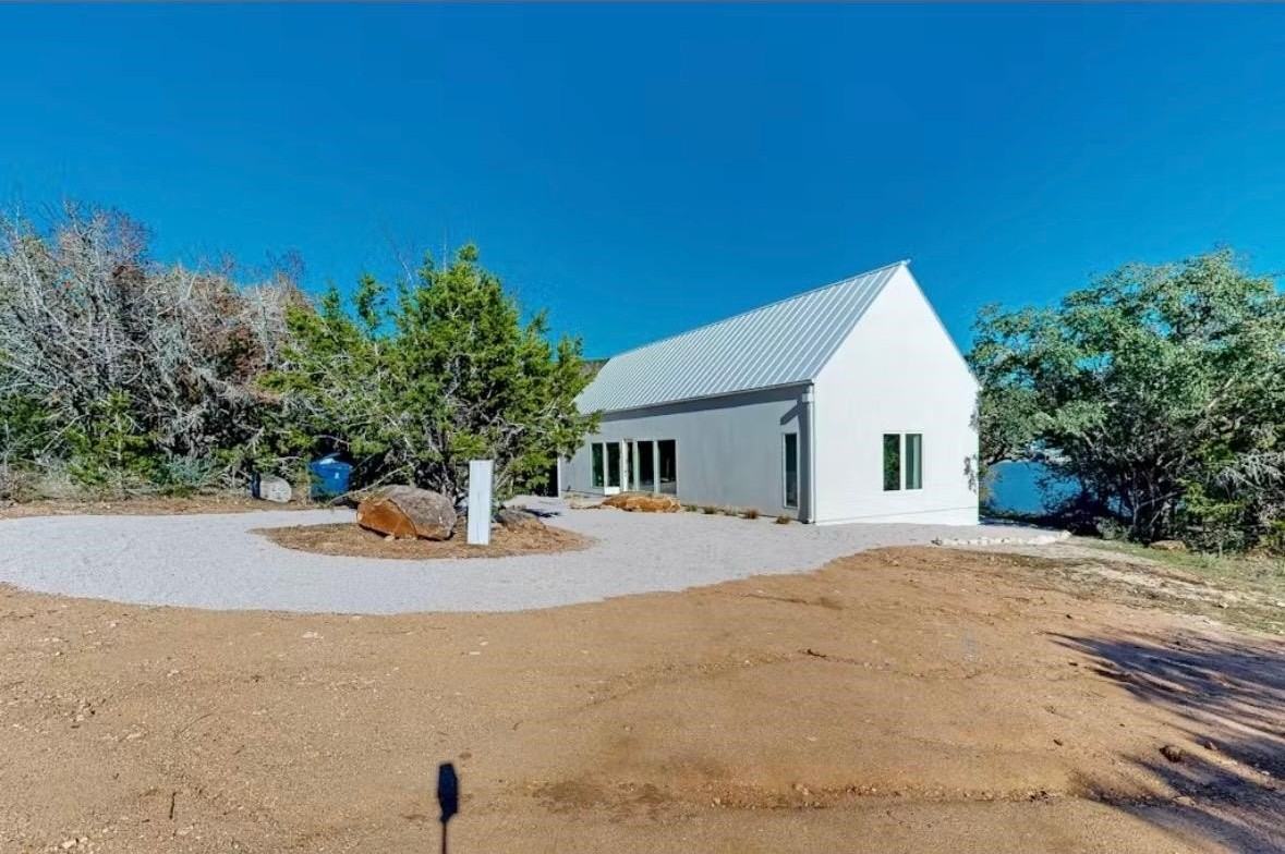 5747 County Road 309 - Photo 3 of 16