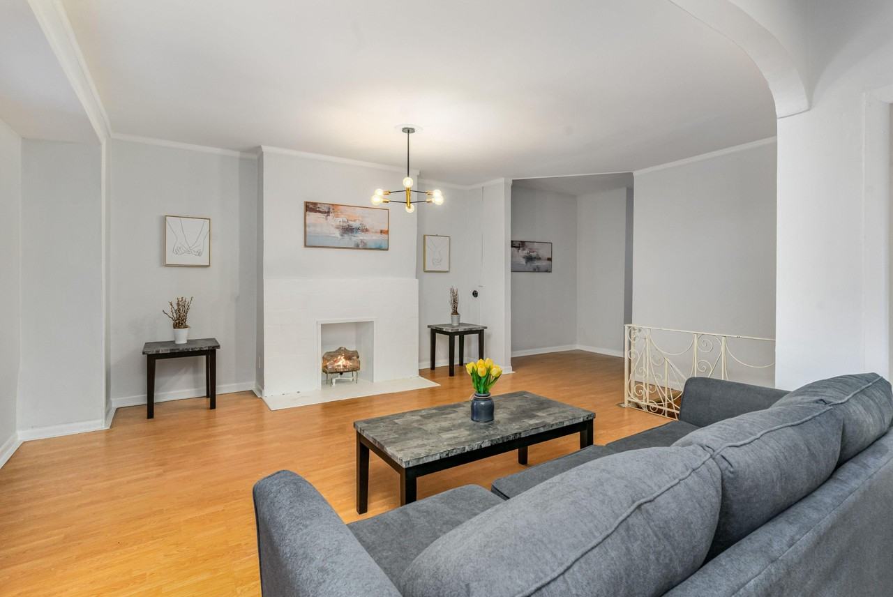 Walnut St - Photo 4 of 6