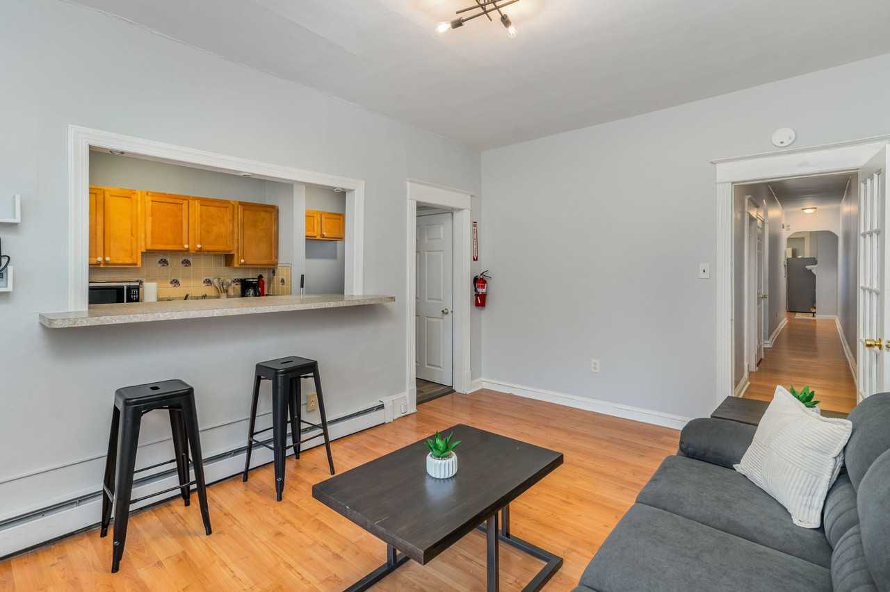 Walnut St - Photo 2 of 8