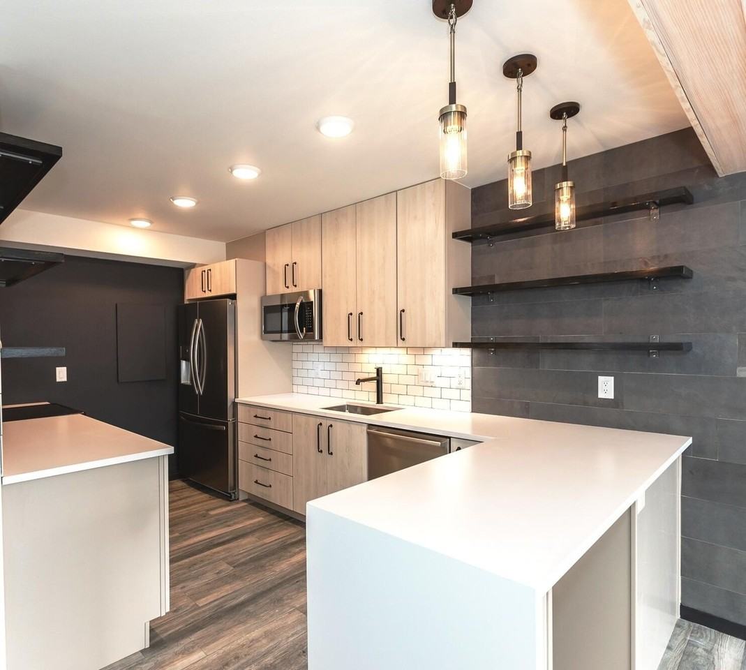 2124 Pauline Blvd Apt 205 #205 - Photo 2 of 30