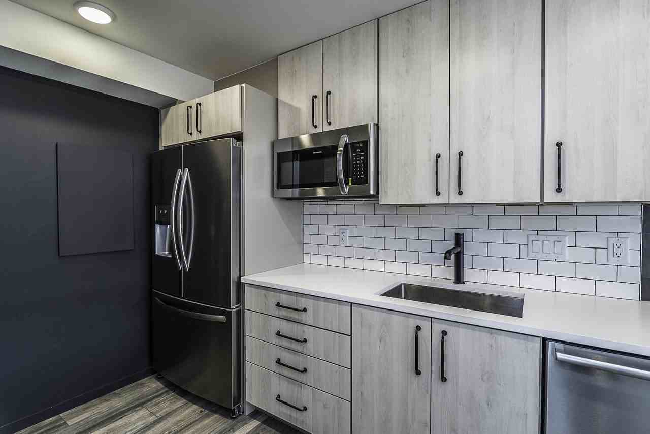 2124 Pauline Blvd Apt 205 #205 - Photo 3 of 30