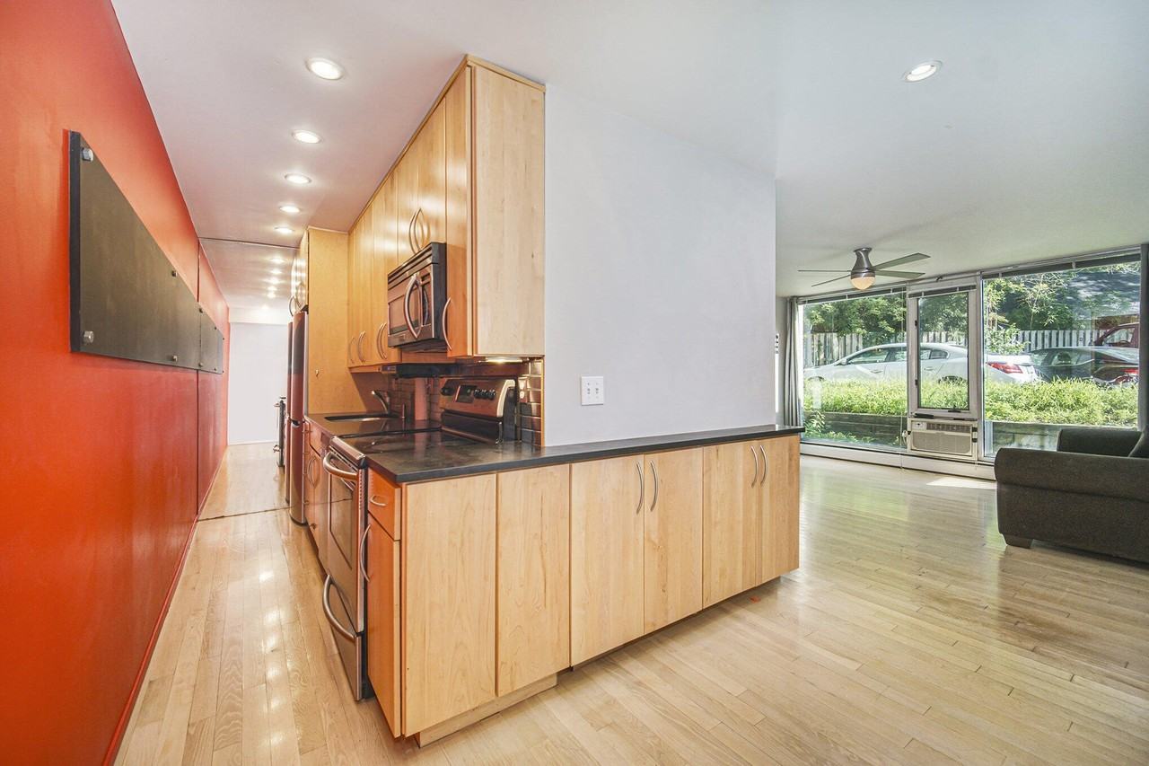 1531 Packard St #6 - Photo 2 of 17