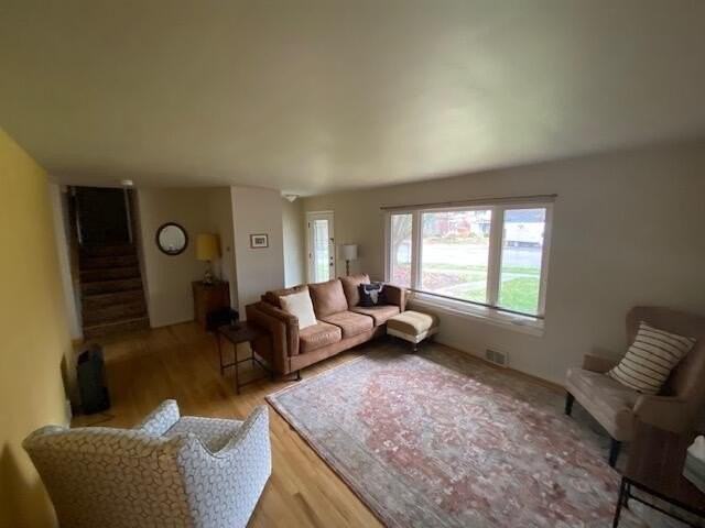 1280 Kuehnle Ct - Photo 2 of 19