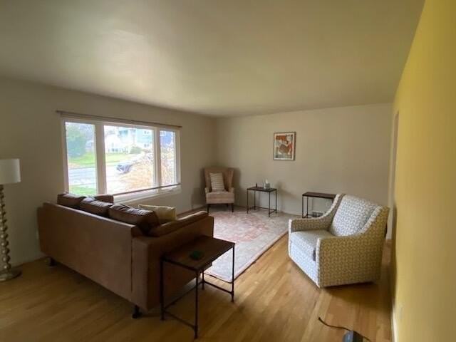 1280 Kuehnle Ct - Photo 4 of 19