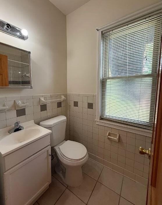 70 Holbrook St - Photo 2 of 12