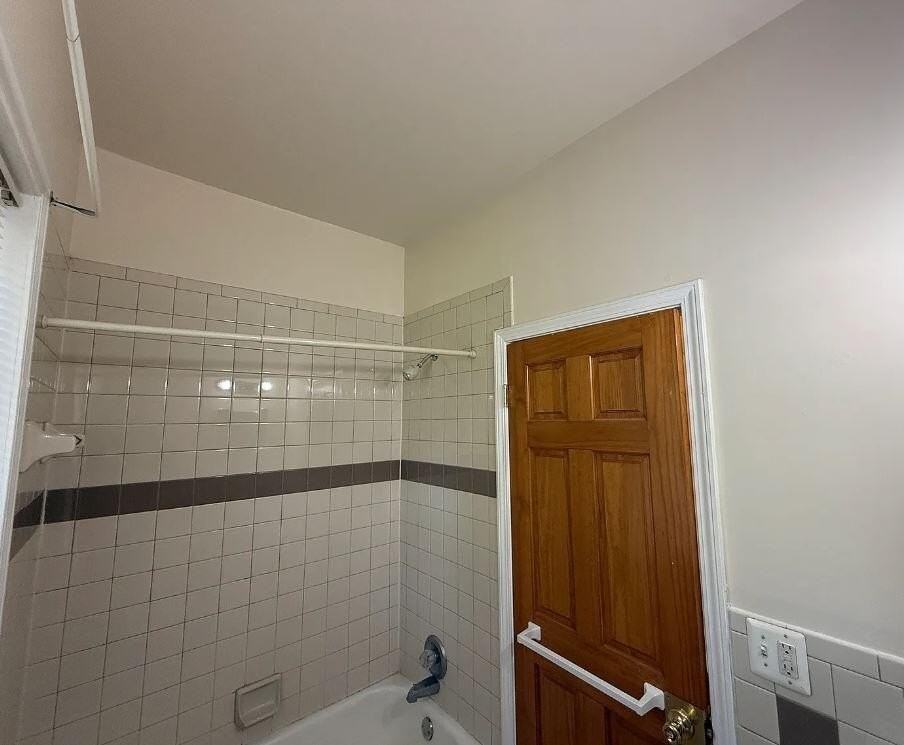 70 Holbrook St - Photo 3 of 12