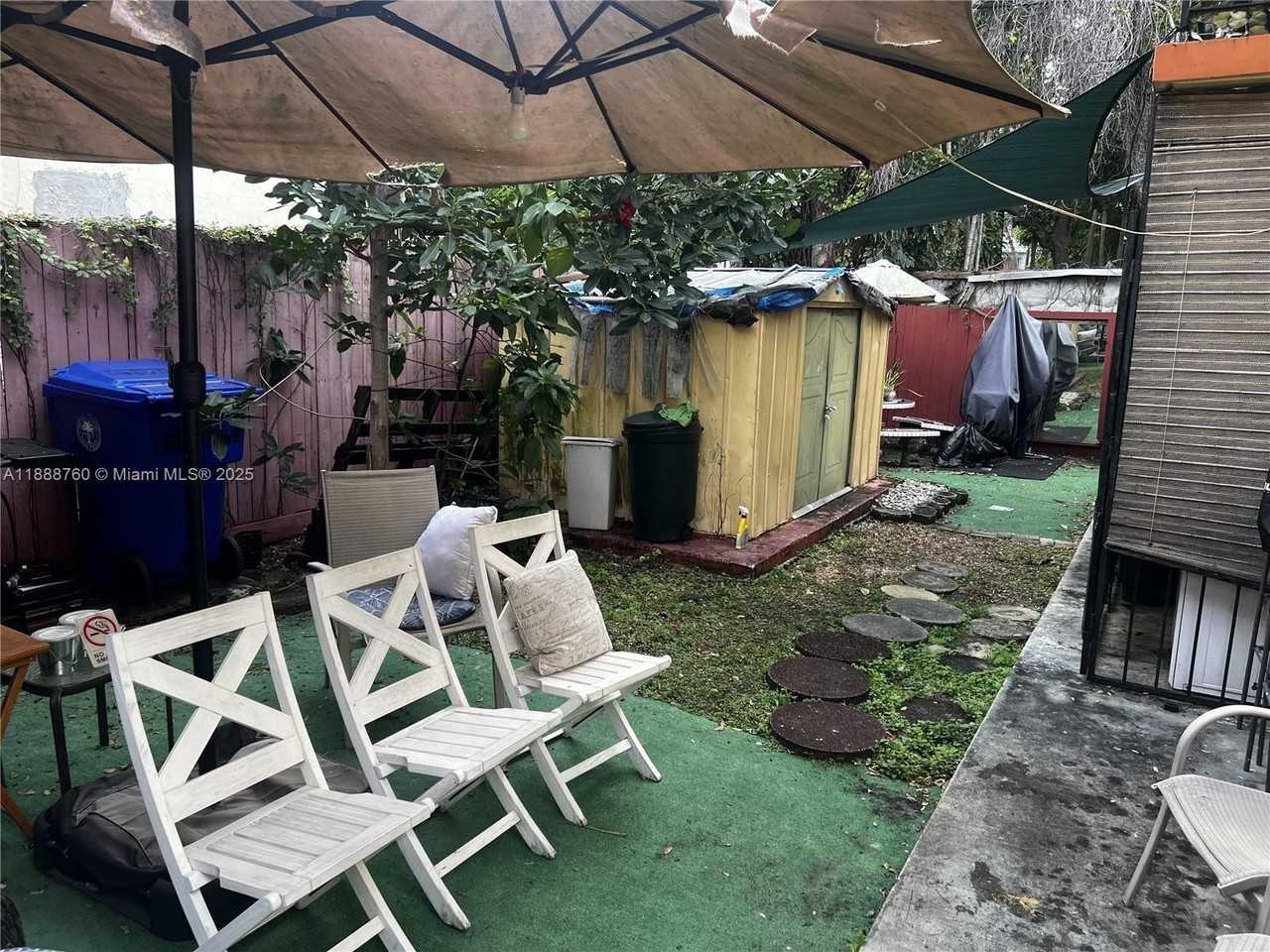 619 Sw 11th Ave #2 - Photo 7 of 10