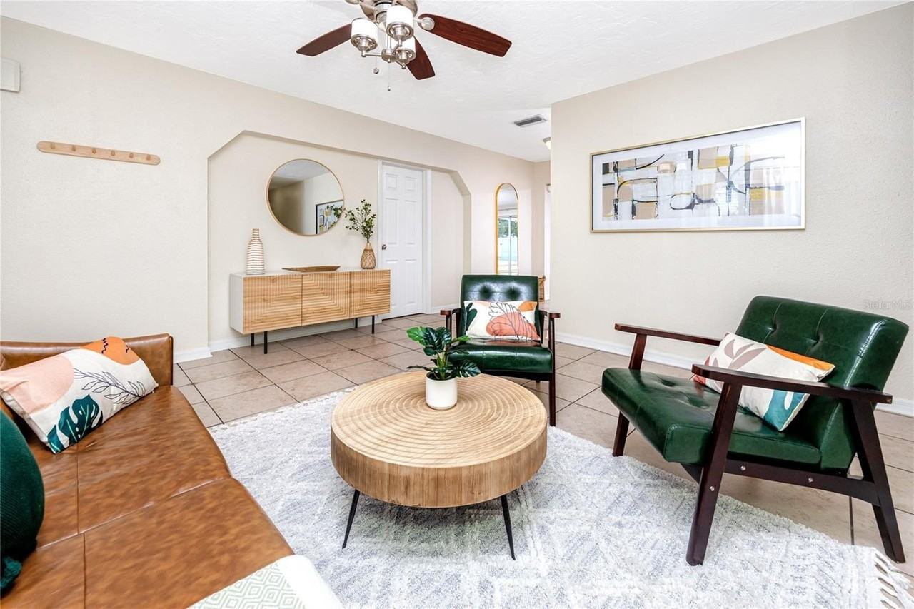 11254 116th St - Photo 6 of 36