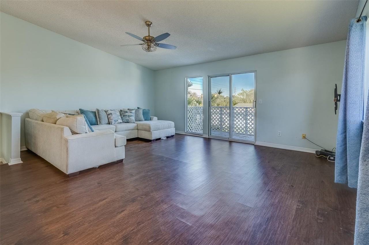 508 Garland Cir - Photo 6 of 50