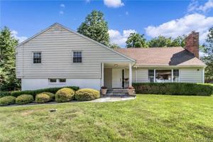 featured image of 25 Tamarack Way