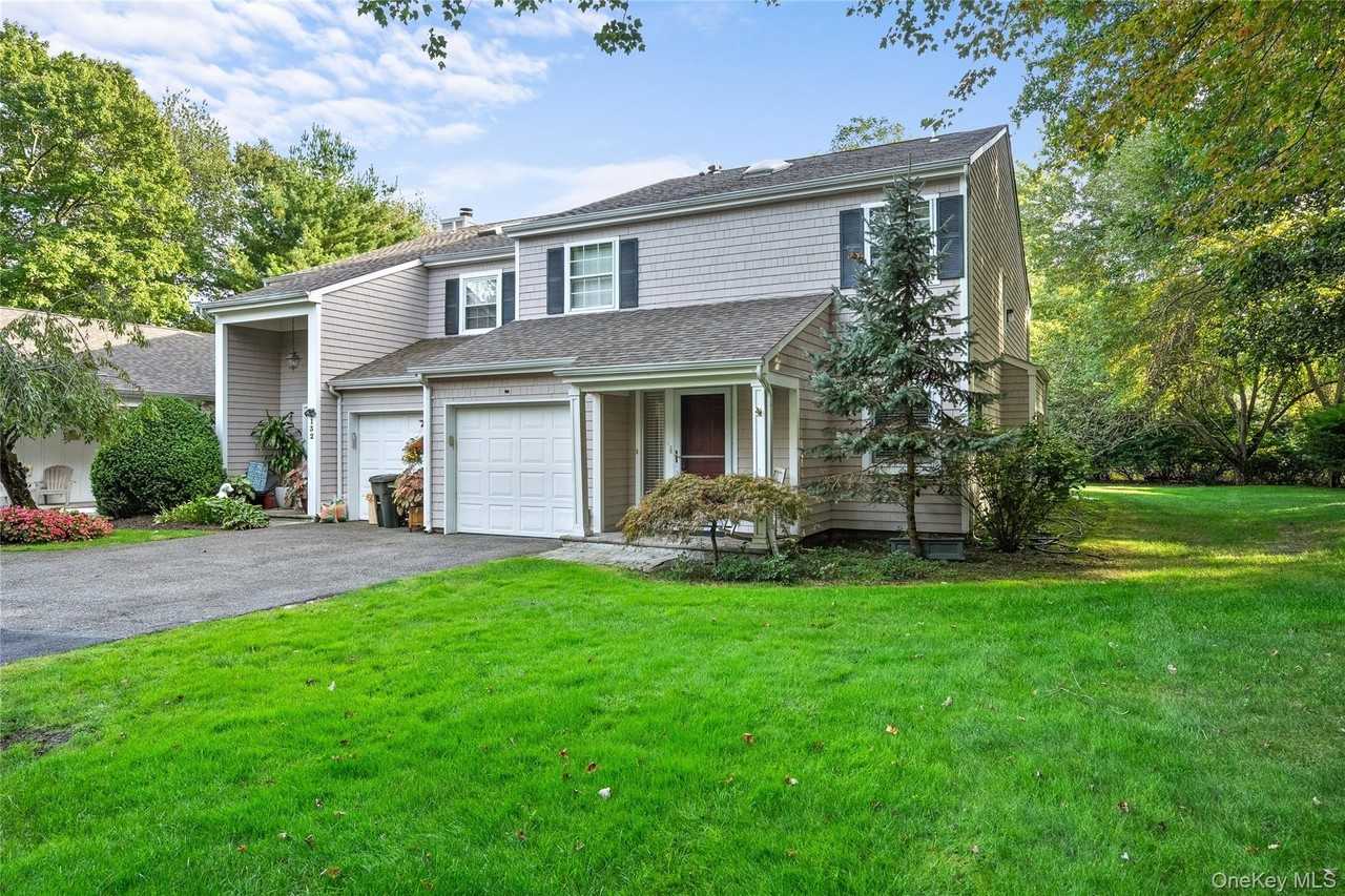 133 Boathouse Ln - Photo 3 of 25