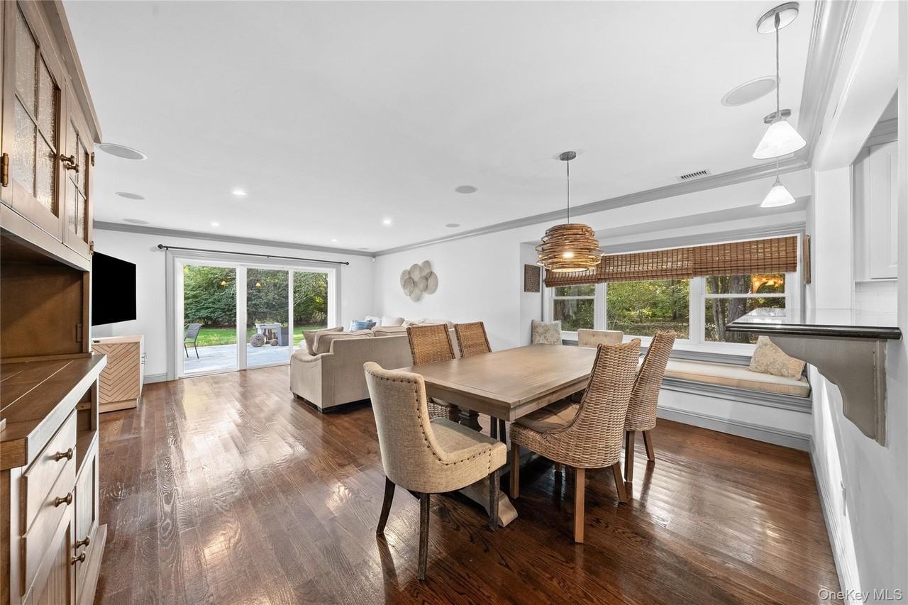 133 Boathouse Ln - Photo 7 of 25