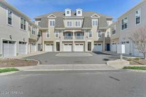 featured image of 208 April Way