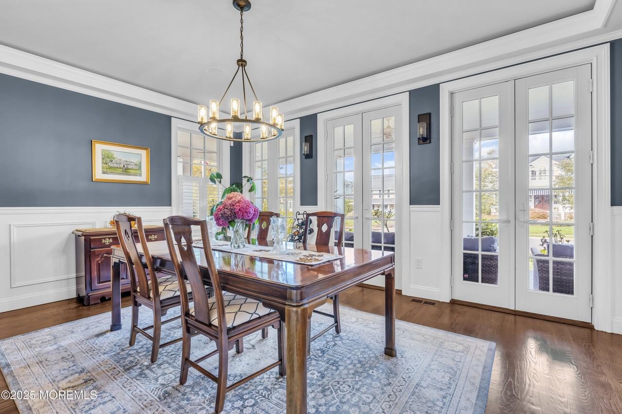 211 Lorraine Ave - Photo 6 of 17