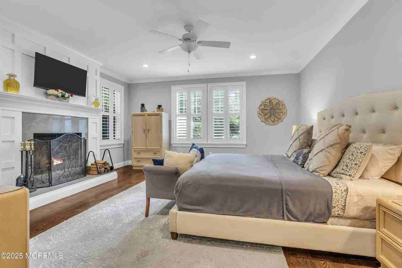 211 Lorraine Ave - Photo 7 of 17